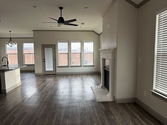 4th image of 8626 La Jolla Dr