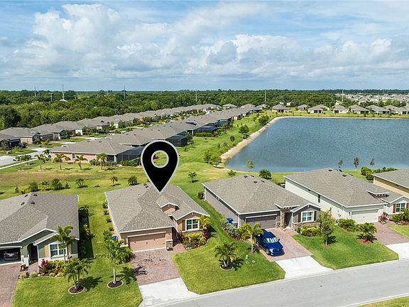 3rd image of 2275 Hawk River Dr