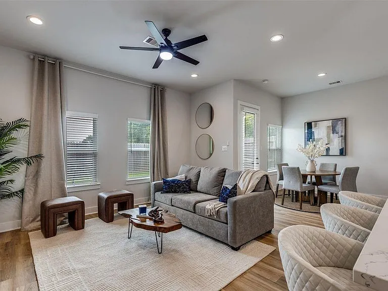 13131 Perennial Springs Dr — Photo 6