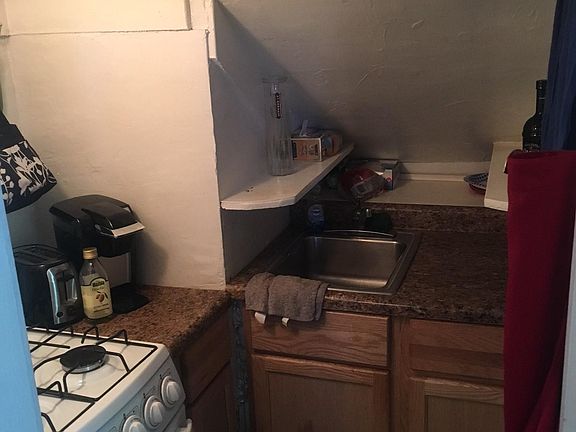 5th image of 606 Dayton Ave #2