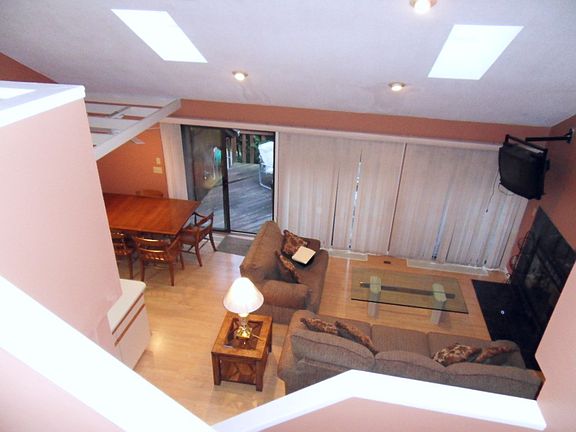 5th image of 11 Water Lilly Ln