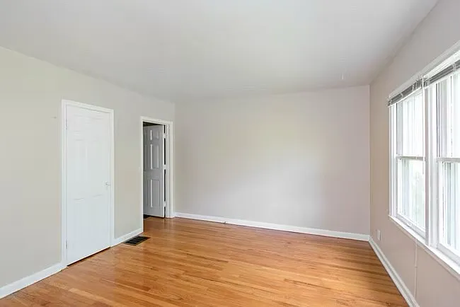 77 N Layman Ave #77 — Photo 12