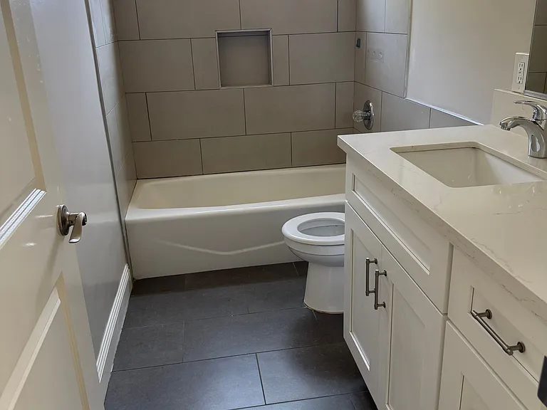 1605 W Shorb St #A — Photo 11