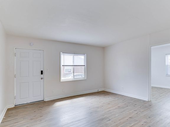 5th image of 1324 Hillside Ave #A