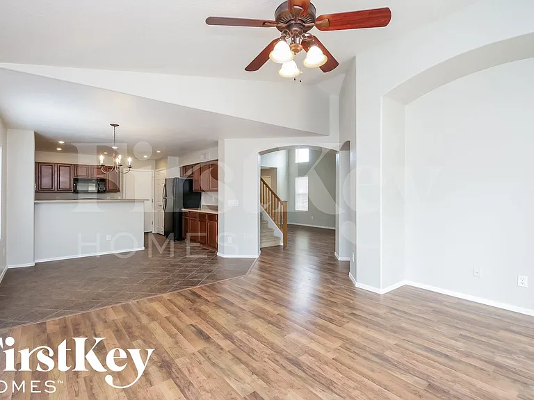 2641 W Prospector Way — Photo 4