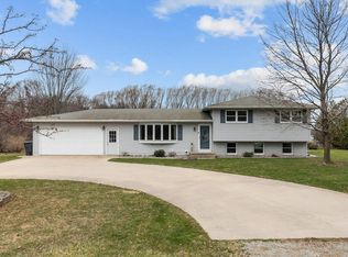 N2407 Buchanan Rd, Kaukauna, WI 54130