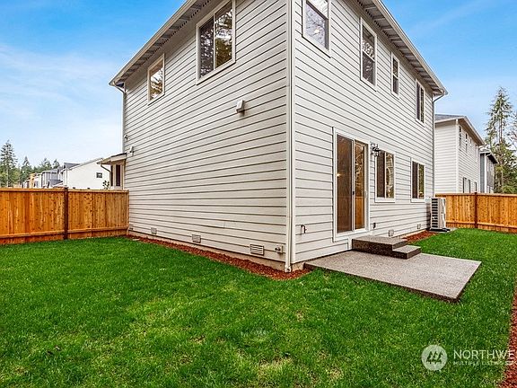 4th image of 6267 Windlass Avenue SE