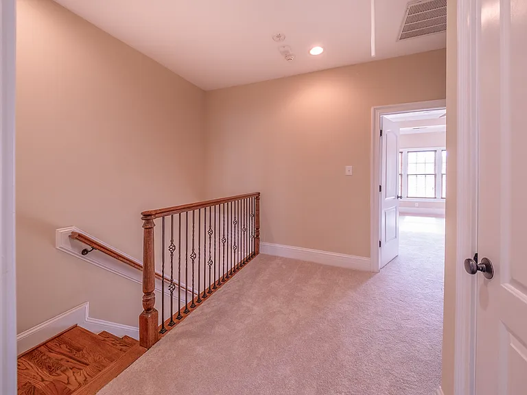 1032 Alemany St — Photo 22
