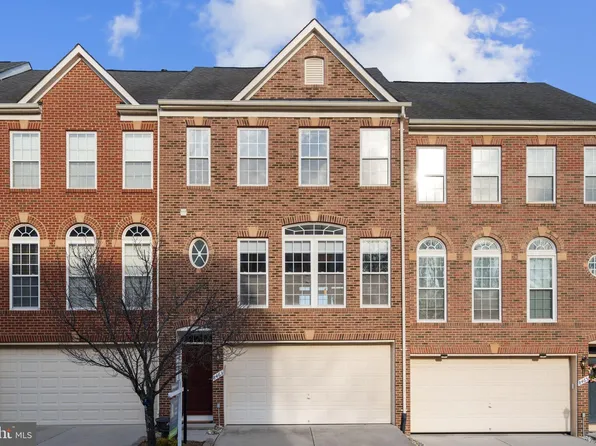 8463 Kirby Lionsdale Dr, Lorton, VA 22079