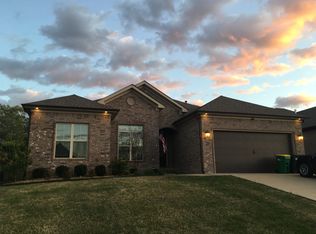 9249 Meadow Gardens Cir, Sherwood, AR 72120