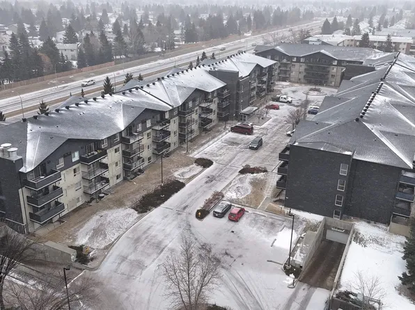 17003 67th Ave NW #104, Edmonton, AB T5T 6Y5