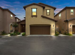 2871 Villa Catalonia Ct, Corona, CA 92881