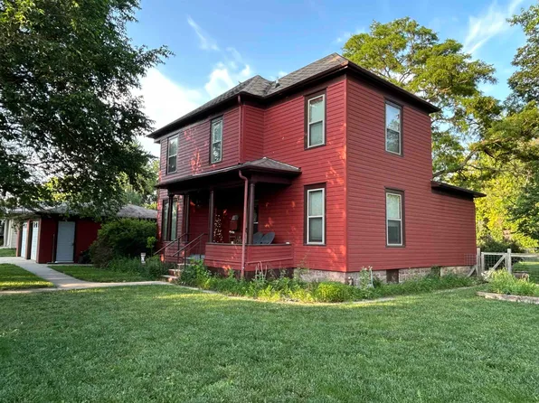 1100 Walnut St, Yankton, SD 57078