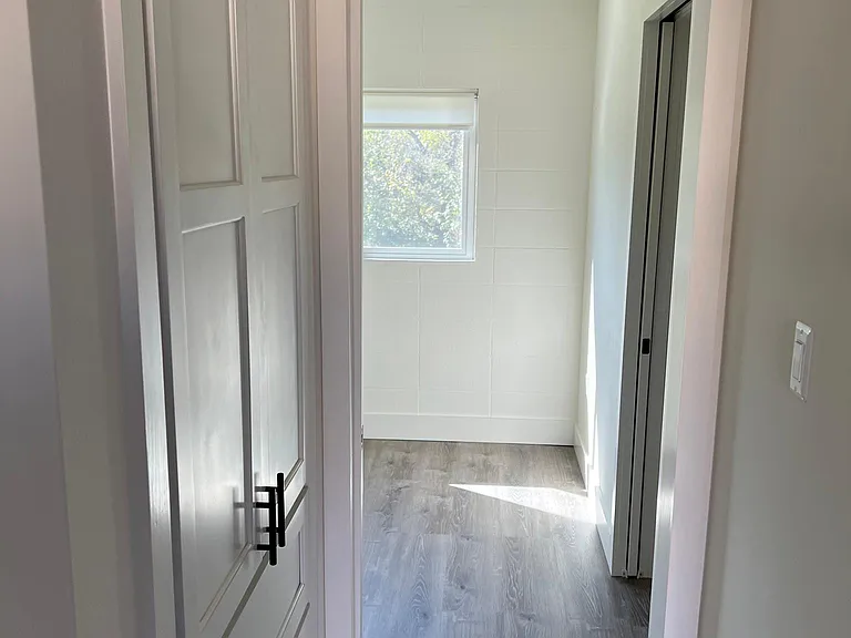 1314 Rosewood Ave #202 — Photo 14