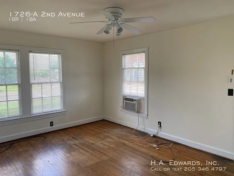1726 2nd Avenue — Photo 2
