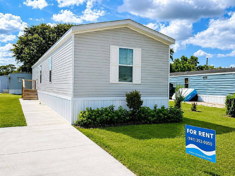 1st image of 151 Lakeside Garden Cir #151
