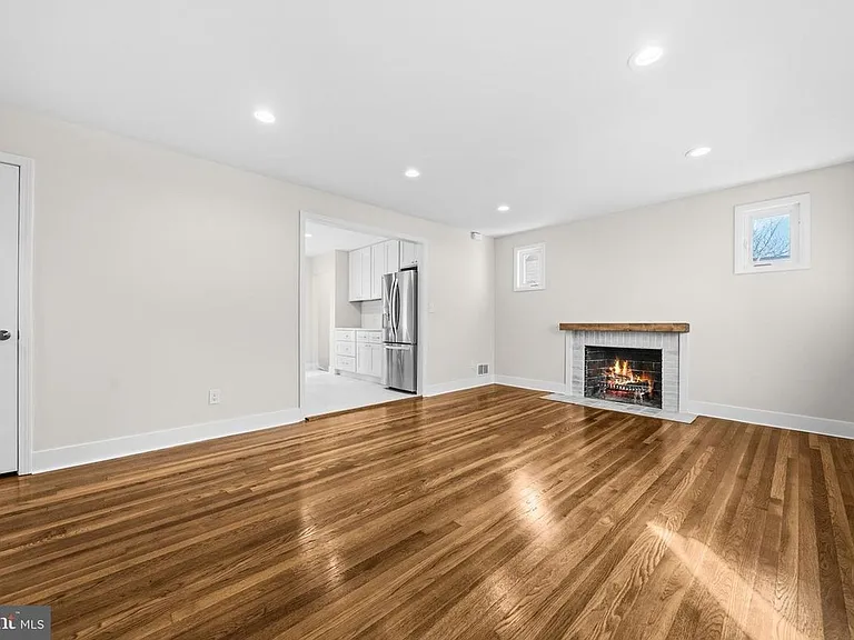 3608 Janet Rd — Photo 4
