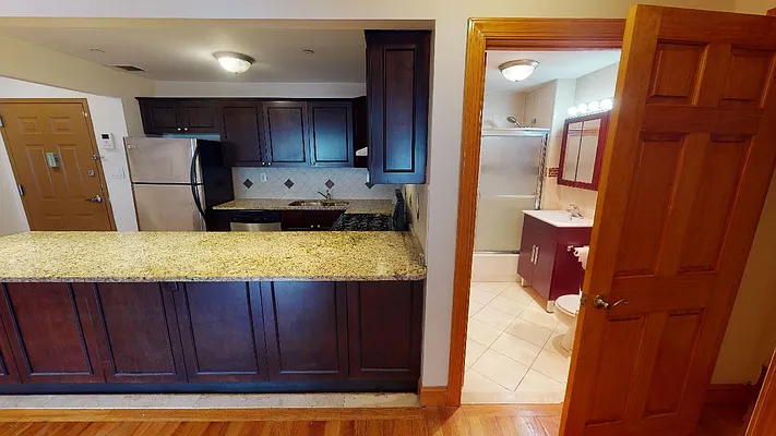 Rented by Metro Garden Realty NYC | media 14