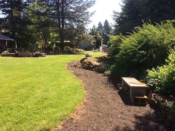3rd image of 16625 S Pam Dr
