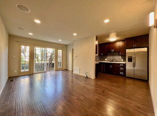 1820 N La Brea Ave #2, Los Angeles, CA 90046