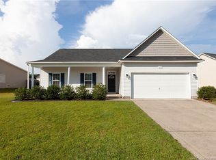 643 Broad Dr, Raeford, NC 28376