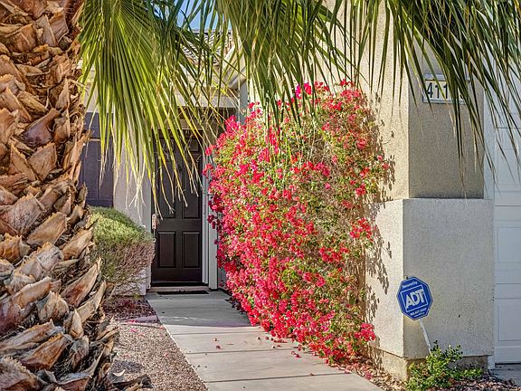 4th image of 41185 Calle Pampas