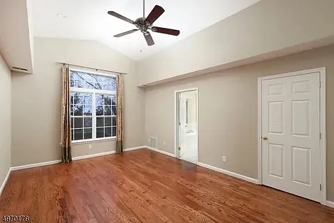 3003 King Ct — Photo 6