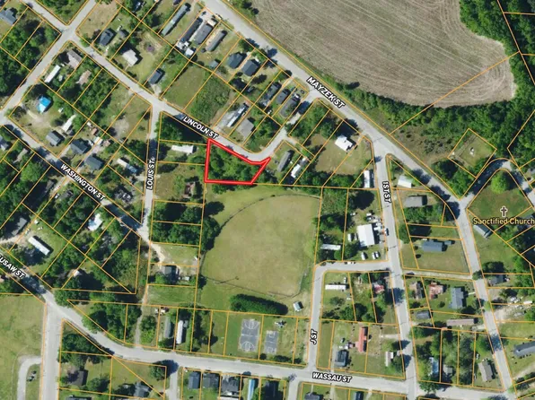 1071 Lincoln St, Summerton, SC 29148