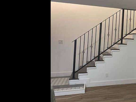 3rd image of 28 Madrid Lane
