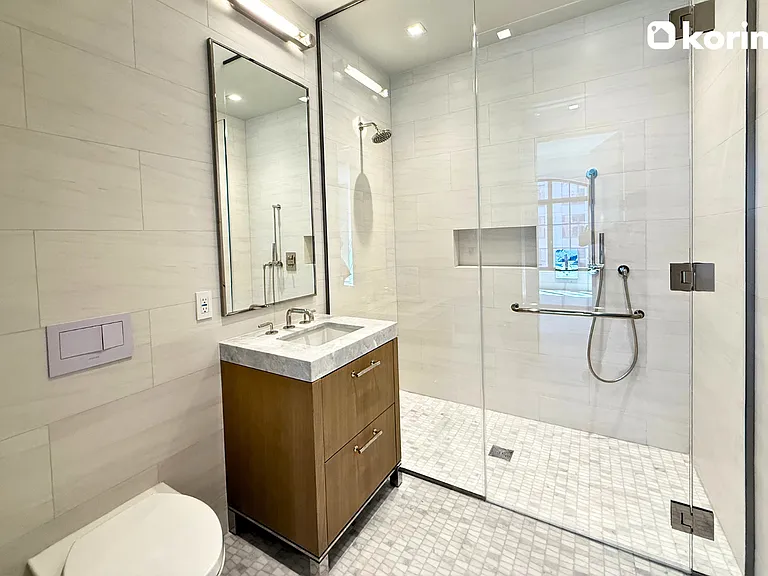 201 E 23rd St #10C — Photo 19