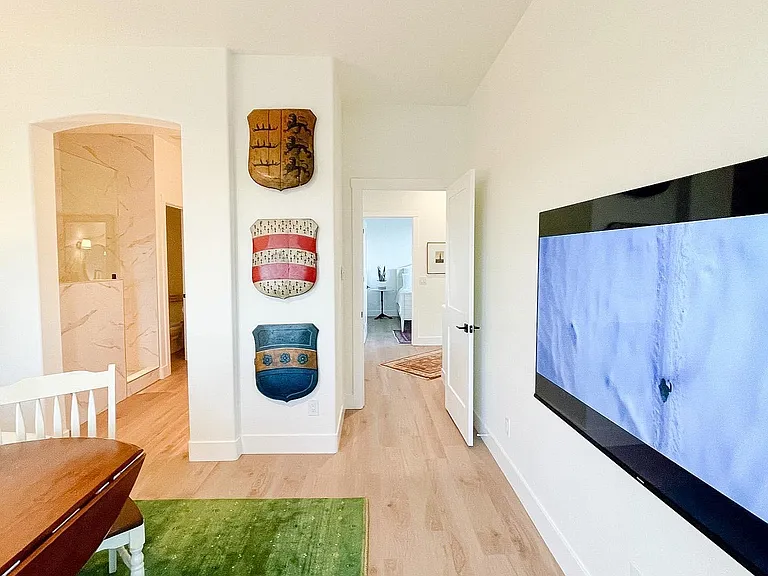Master suite