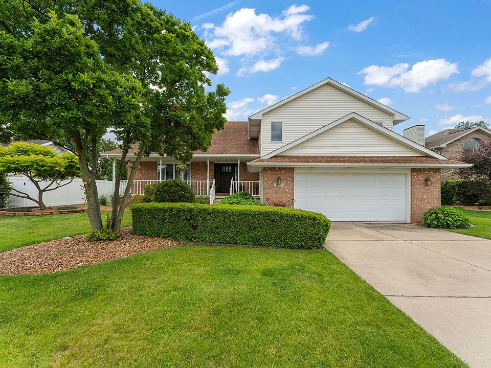 1st image of 1507 Oak Leaf Dr