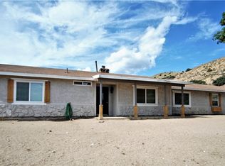 8215 Riggins Rd, Phelan, CA 92371