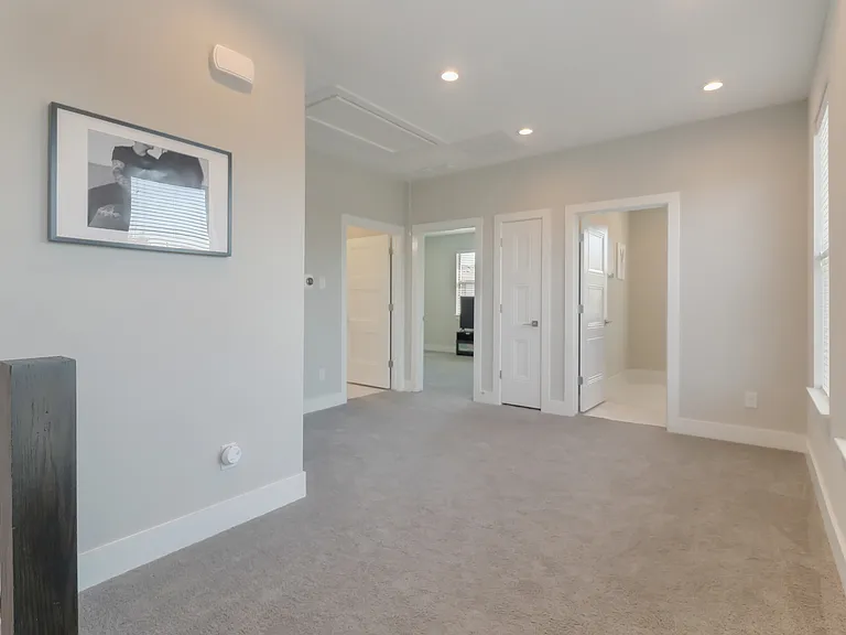 1975 Angelina Dr — Photo 27