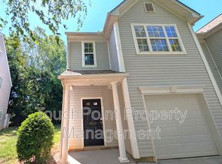 4283 Glenlea Commons Dr, Charlotte, NC 28216