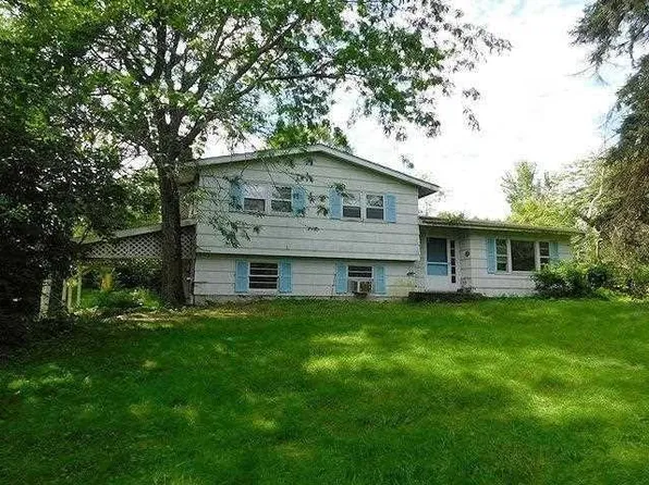37 BINGHAM Road, Marlboro, NY 12542