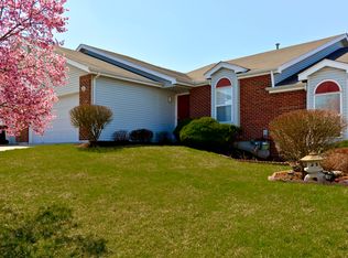 1537 Lienemann Dr, Saint Peters, MO