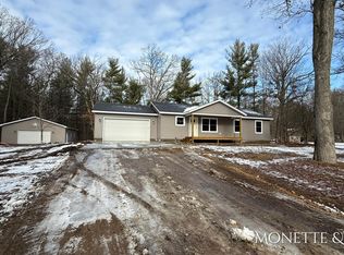 3318 E Michillinda Rd, Twin Lake, MI 49457