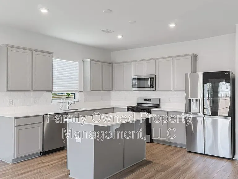 519 Donnas View Way — Photo 10