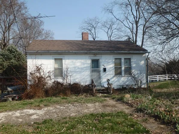 405 E Marion St, Edina, MO 63537