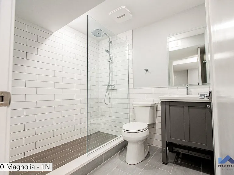 5300 N Magnolia Ave — Photo 13
