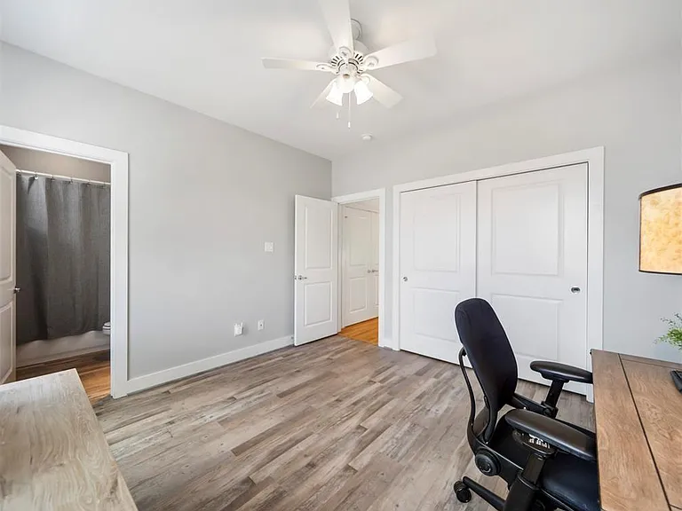 5535 Darling St — Photo 27