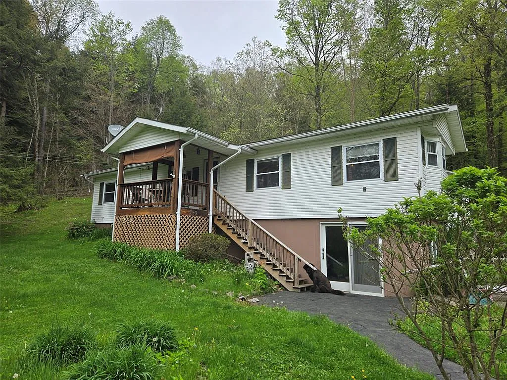 2 bed, 1200 sqft, $1,750 — Photo 1