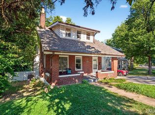 619 N Bompart Ave, Saint Louis, MO 63119