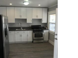 1049 W 61st St, Los Angeles, CA 90044