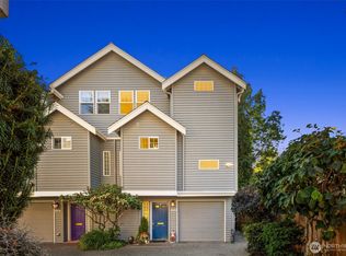 626 Lake Washington Blvd E, Seattle, WA