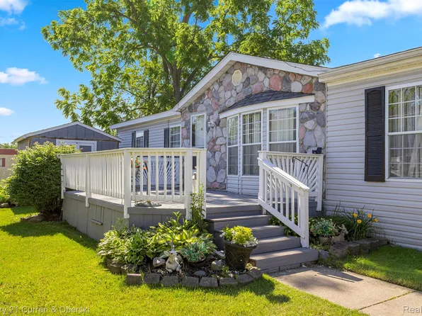 14142 Wilson Dr, Plymouth, MI 48170