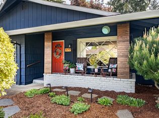 322 NE 169th Ave, Portland, OR 97230