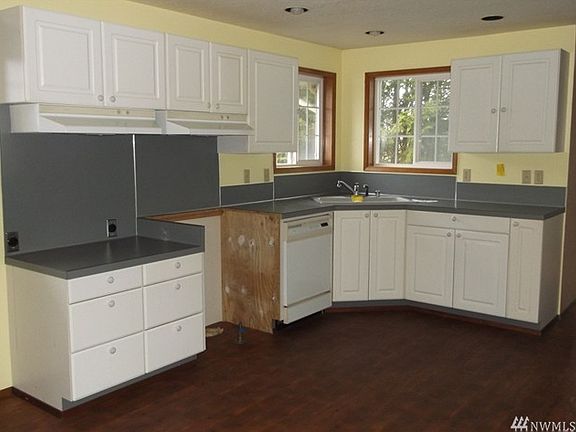 5th image of 299 Canal Dr NE