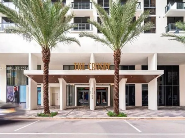 11 NE 6th St, Miami, FL